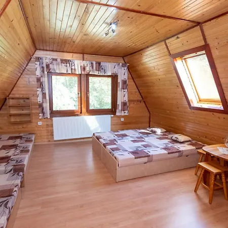 Horsky Dom 山林小屋 勒沃卡